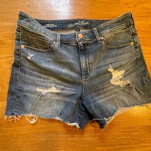 Universal Thread high rise midi denim, stretch, distressed shorts. Size 12/31